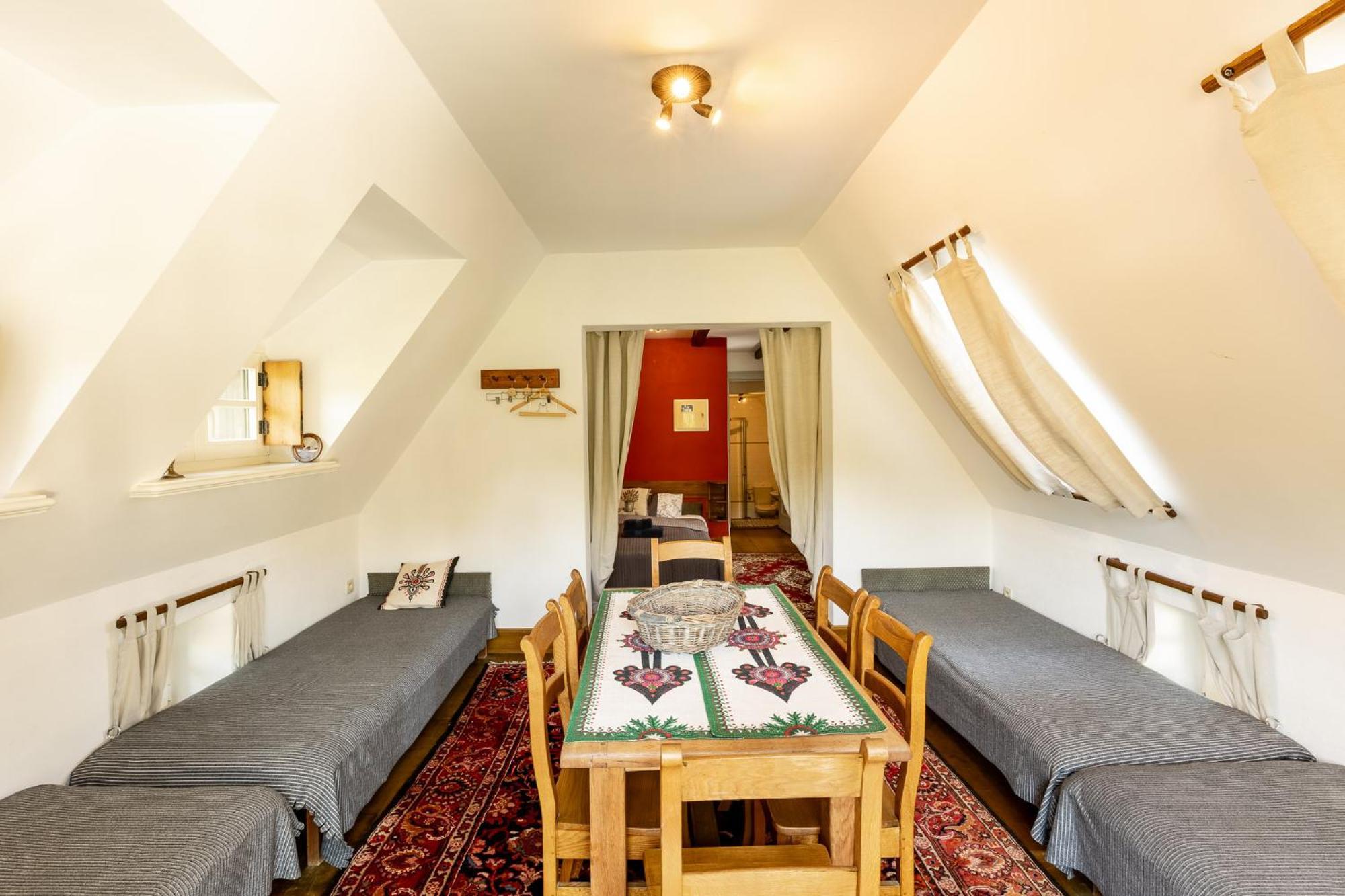 Oleśnica Gosciniec Pod Zajacem B&B 외부 사진