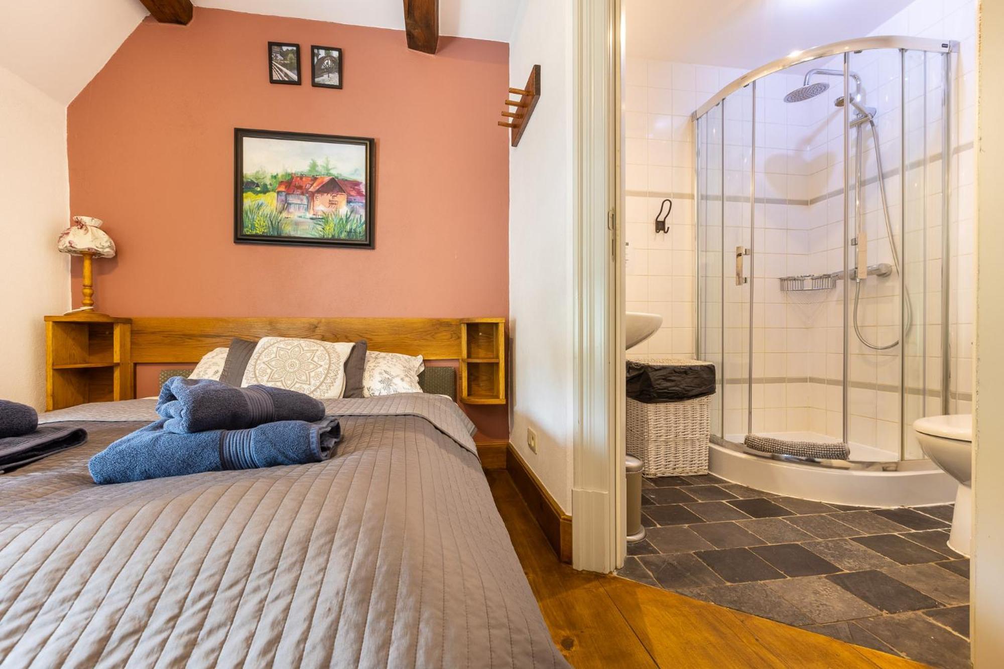 Oleśnica Gosciniec Pod Zajacem B&B 외부 사진